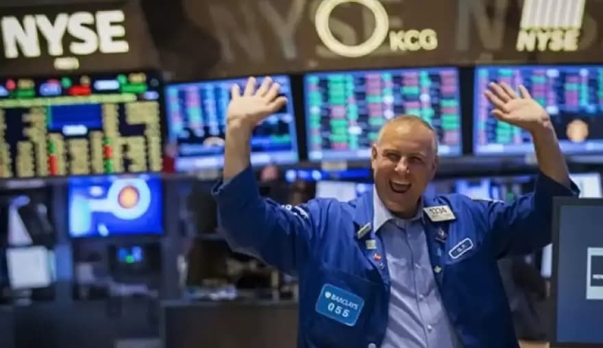 Wall Street Meroket Berkat Sinyal The Fed