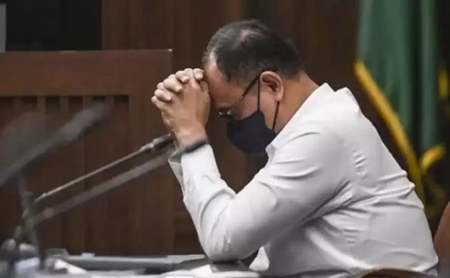 Hari Ini Rafael Alun Jalani Sidang Vonis