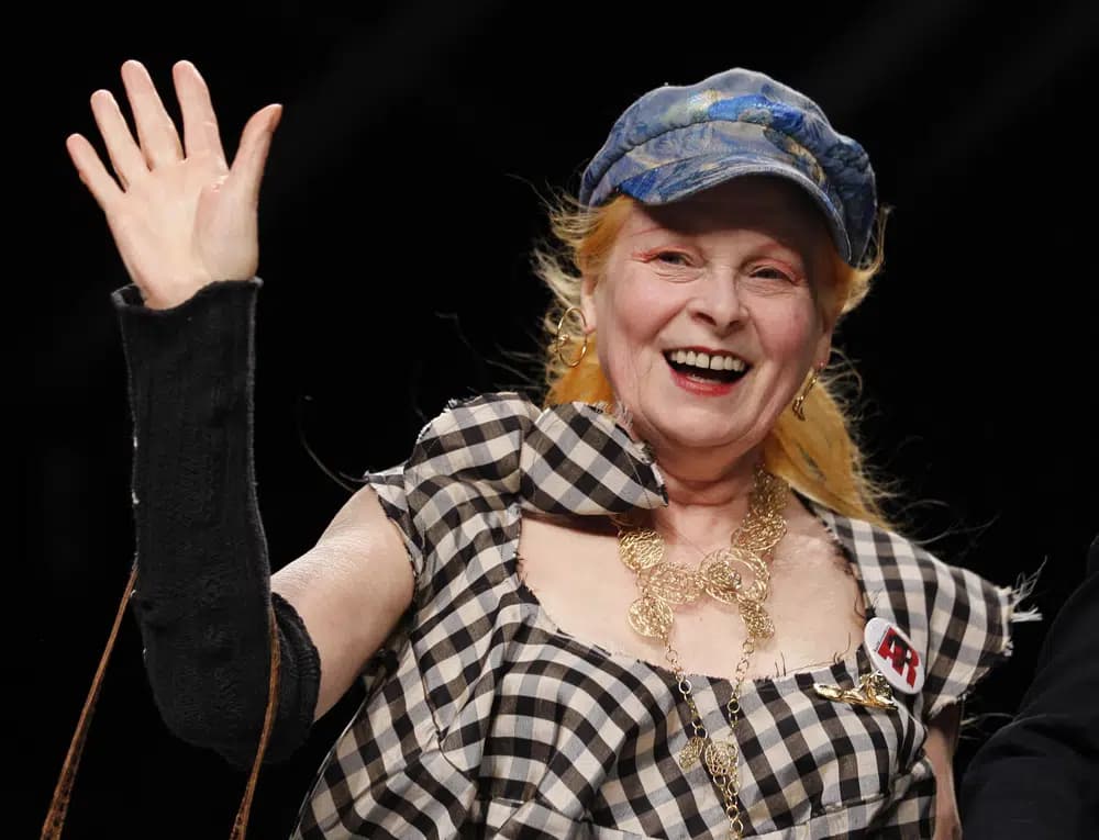 Desainer Inggris Vivienne Westwood Meninggal Dunia