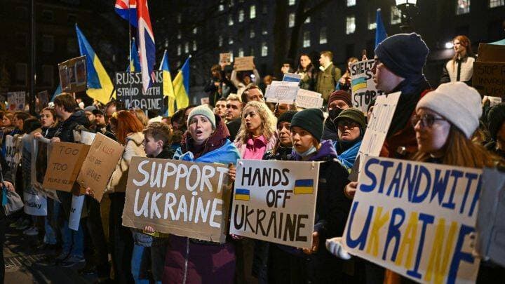 Trump Kutuk Invasi di Ukraina, Eropa Tutup Ruang Udara bagi Pesawat Rusia