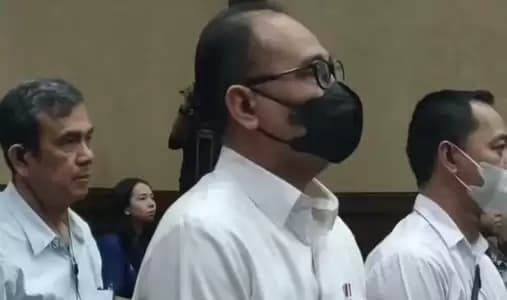 Pembacaan Vonis Rafael Alun Ditunda
