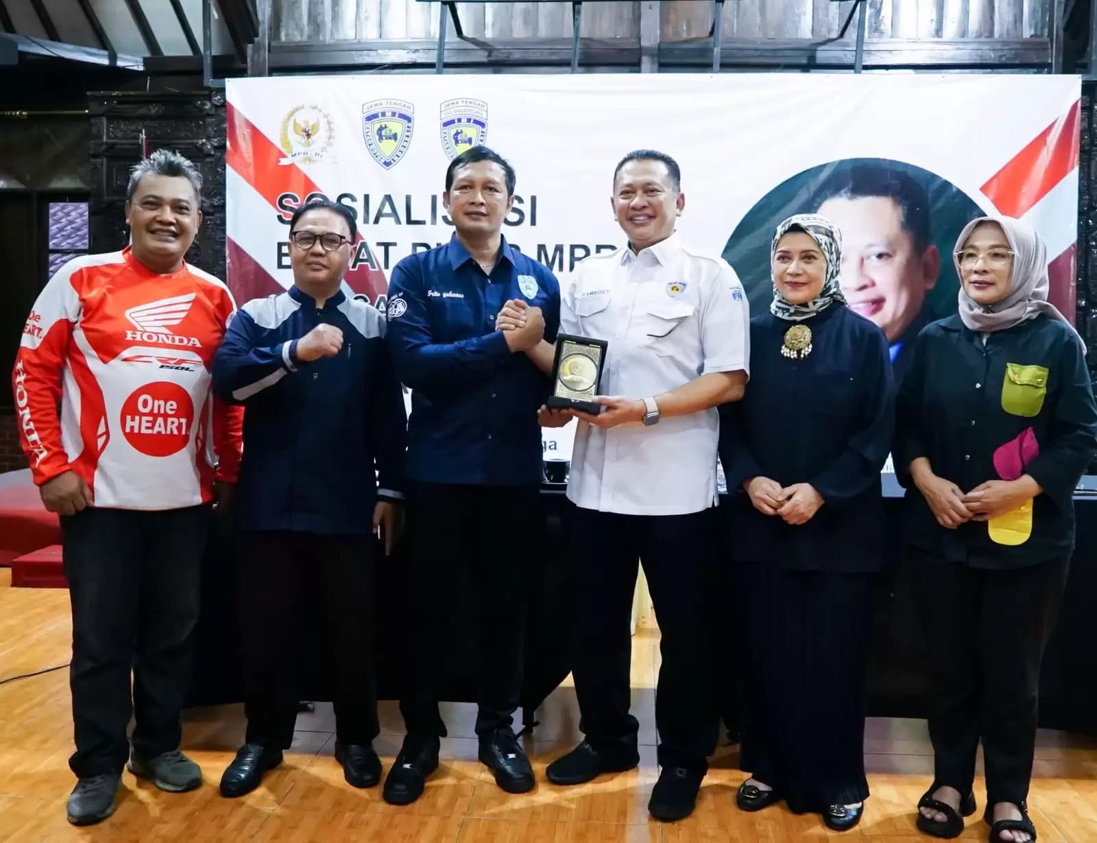 Bamsoet Ajak Komunitas IMI Tunda Pemakaian Kanlpot Brong Jelang Pemilu 2024