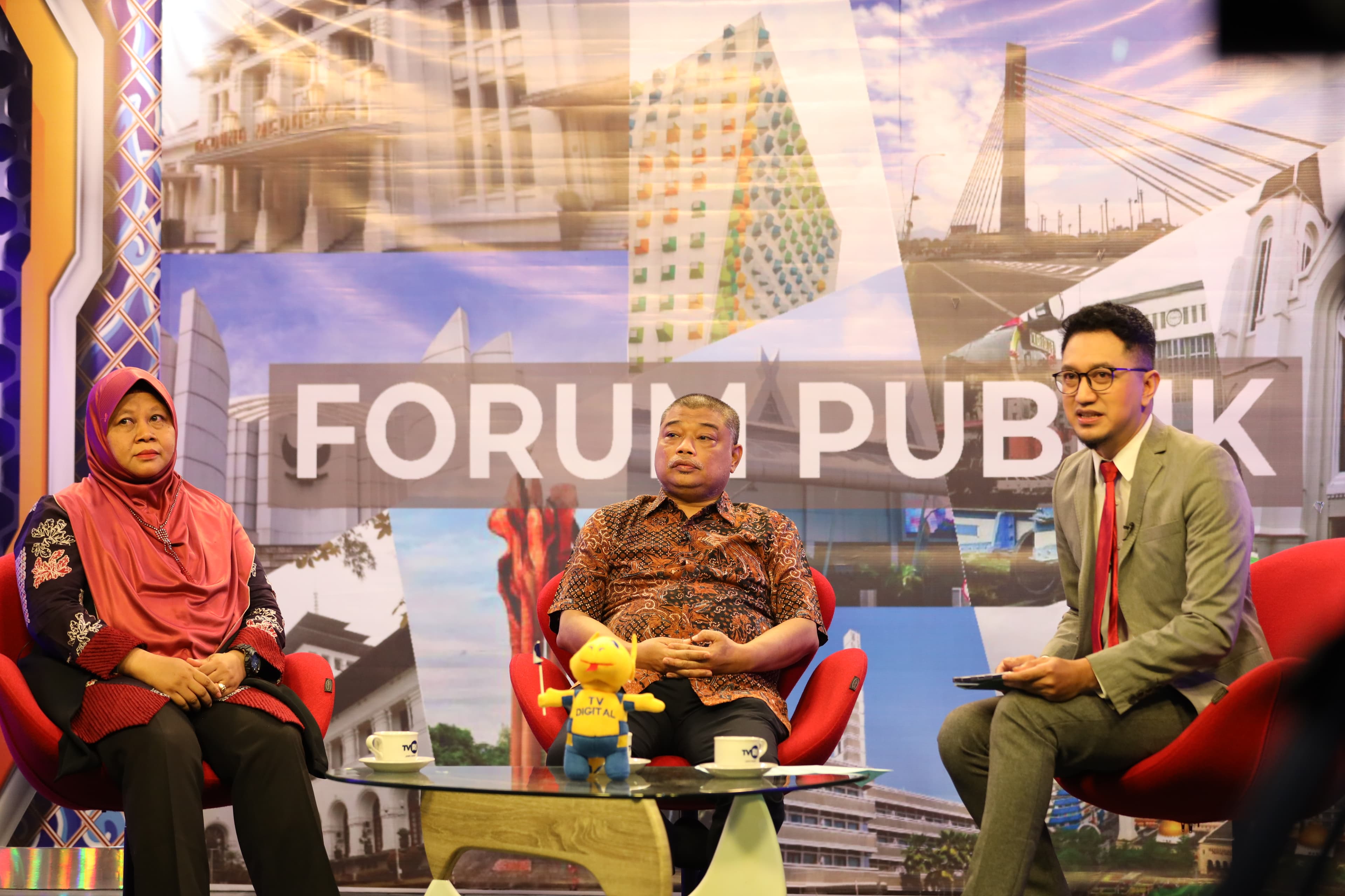 Jadi Pahlawan Masa Kini: Bangsa dengan Produk dan Budaya Lokal