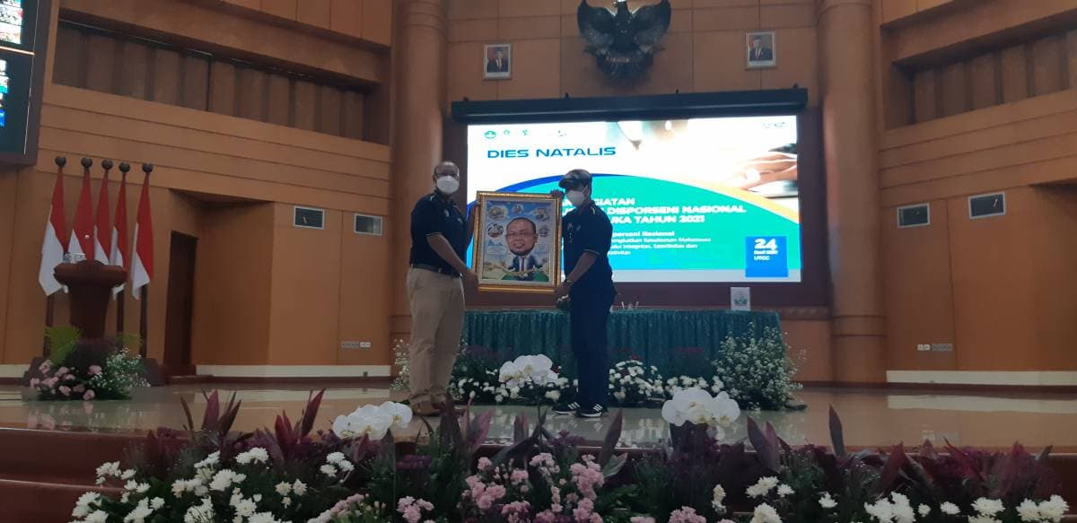 Prof. Ojat Darojat Kembali Terpilih Jadi Rektor UT 2021-2025