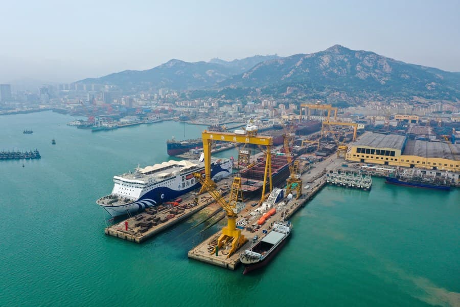 Industri Pembuatan Kapal China Pimpin Pasar Global