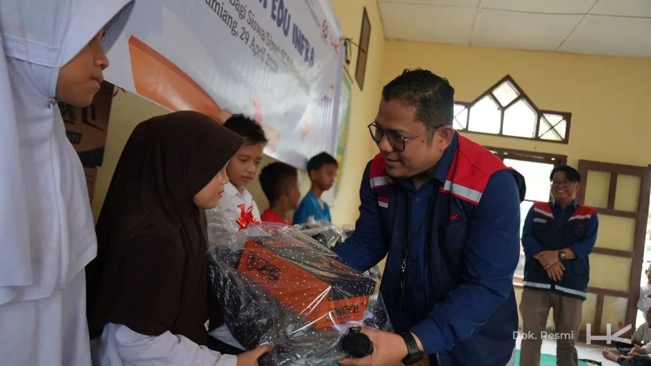 Hutama Karya Dukung Pemulihan Pendidikan di Aceh Tamiang