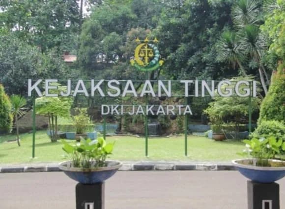 Uchok Sky Desak Kejati DKI Tetapkan Tersangka Korupsi Suralaya, Sindir Penyidikan “Komedi Putar”