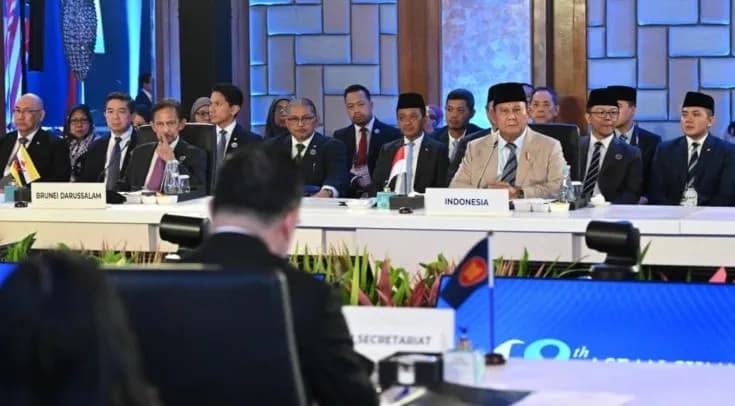 Prabowo Ajak ASEAN Percepat Energi Bersih, Indonesia Siapkan PLTS 100 GW