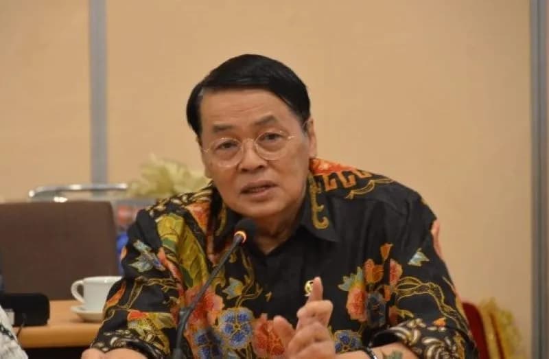 DPR Soroti Kenaikan Biaya Admin Marketplace yang Bebani UMKM