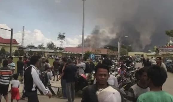 Perang Suku Pecah di Wamena, 13 Orang Tewas dan Ratusan Rumah Hangus Dibakar