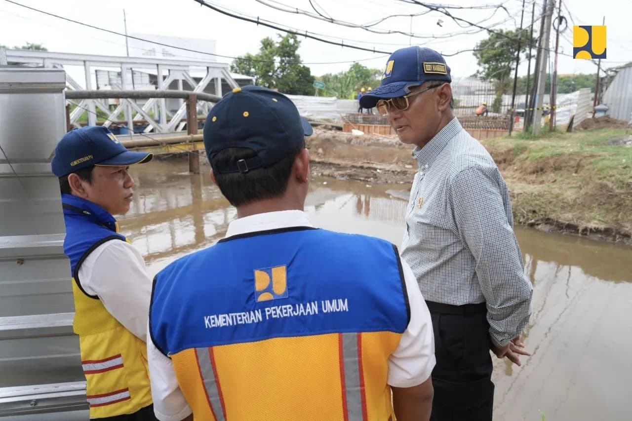 Menteri PU Tinjau Pembangunan Jembatan Bokwedi di Pasuruan