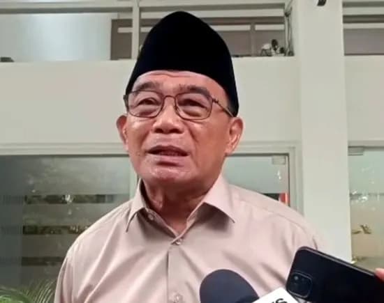 Siang Bilang Tak Bisa Hadir, Sore Muhadjir Malah Nongol di KPK: Ada Kepanikan di Kasus Kuota Haji Rp 622 Miliar?