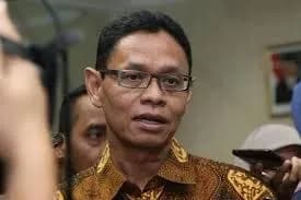 Berhari-hari Warga Sumatera Hidup dalam Kegelapan, Wamen ESDM Sebut Blackout Murni Karena Alam