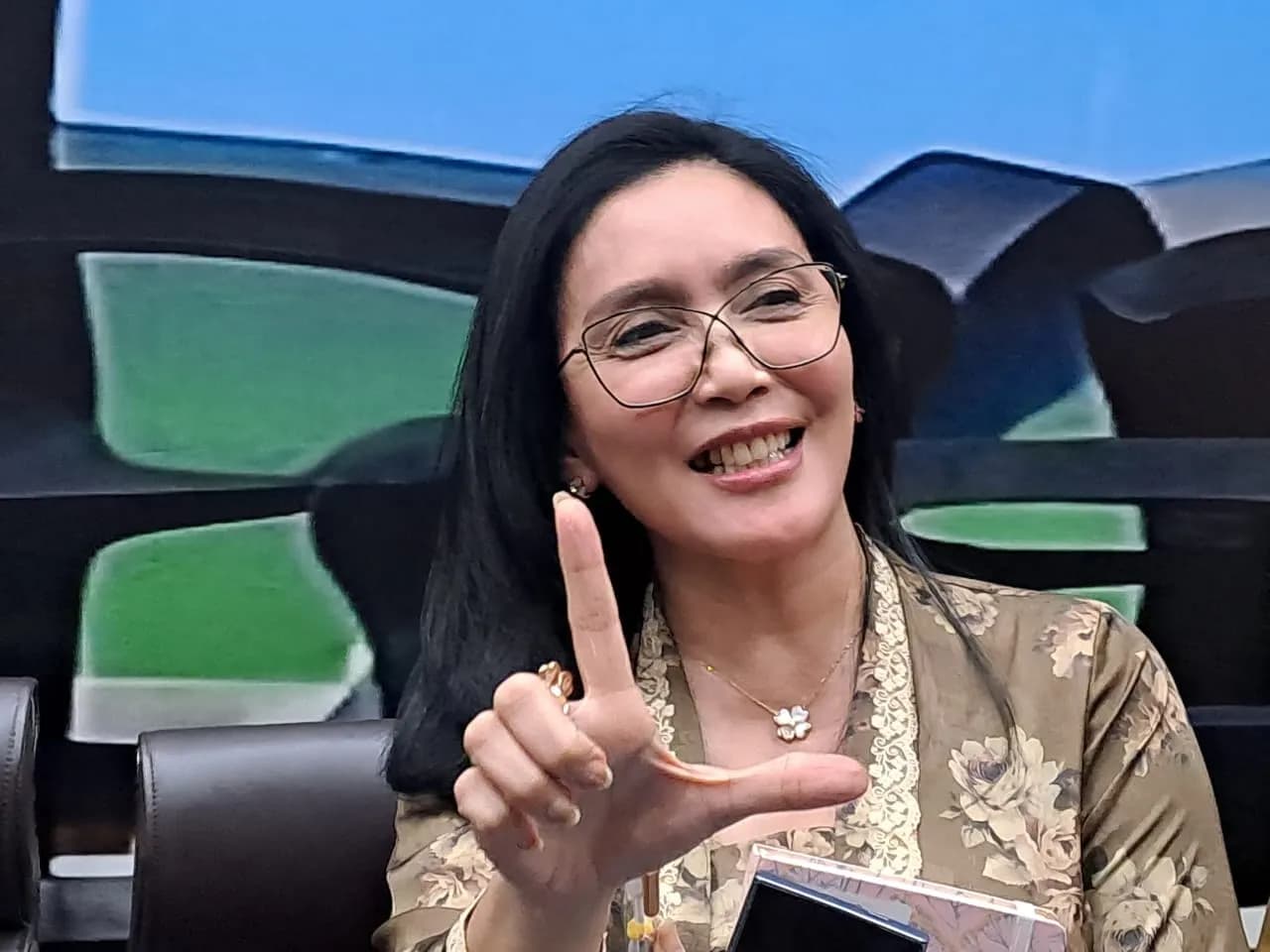 Rieke Diah Pitaloka Desak Pemerintah Sikat Mafia Haji Usai Jemaah Tidur di Luar Tenda