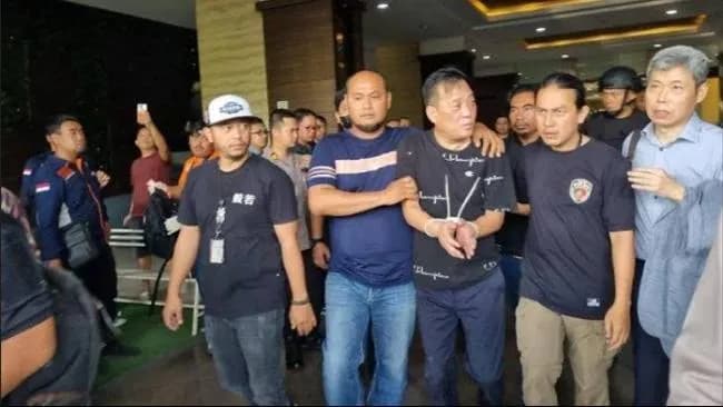 Sadis WNA Korsel Diduga Lempar Petugas Imigrasi dari Lantai 19 Apartemen