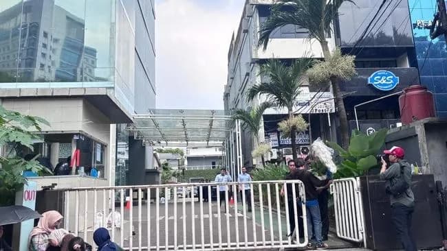 Kejagung Geledah Kantor BGN Sejak Dini Hari, Karyawan Masih Dilarang Masuk hingga Siang ini