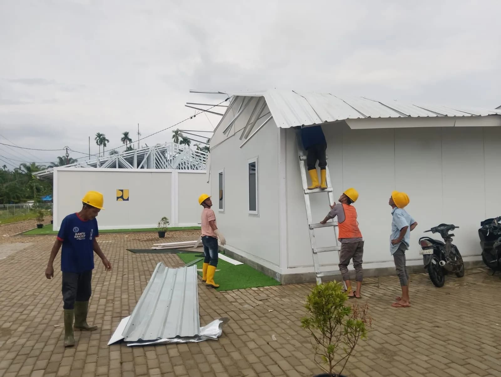 Kementerian PU Gerak Cepat Tangani Huntara Rusak Akibat Puting Beliung di Aceh Utara