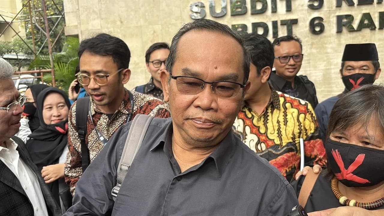 Saiful Mujani Penuhi Pemeriksaan Dugaan Penghasutan, Tegaskan Siap Klarifikasi di Polda Metro Jaya