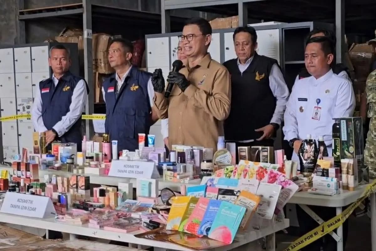 Grebek Gudang Kosmetik Ilegal di Tangerang, BPOM Sita 2 Juta Produk Senilai Rp27,6 Miliar