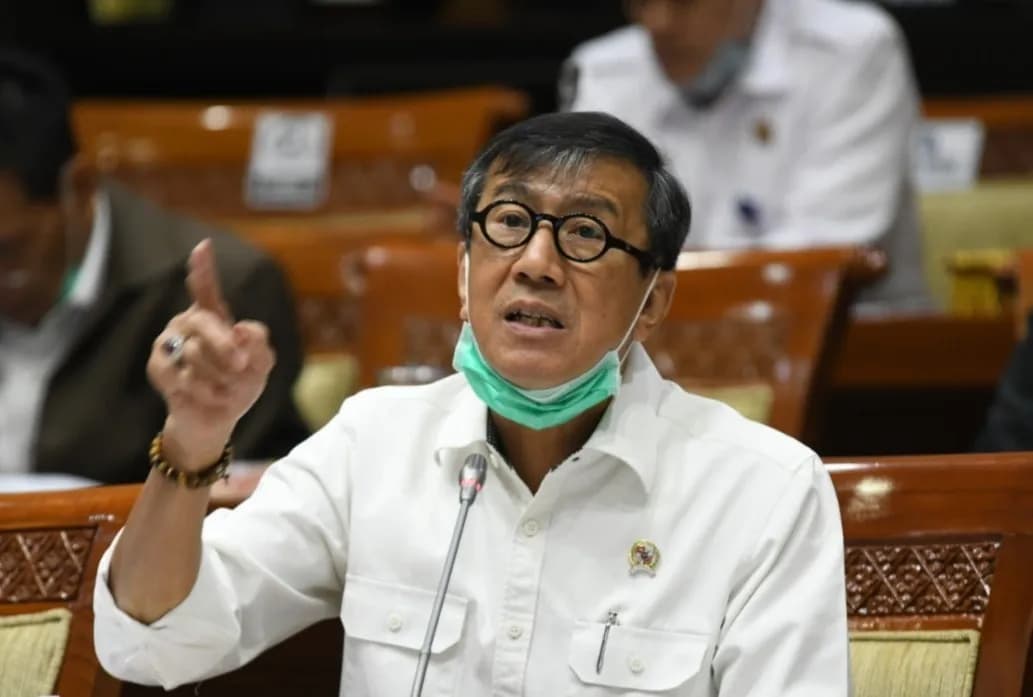 Jejak Setoran WNA Diduga Mengalir ke Atas, KPK Didesak Periksa Yasonna Laoly