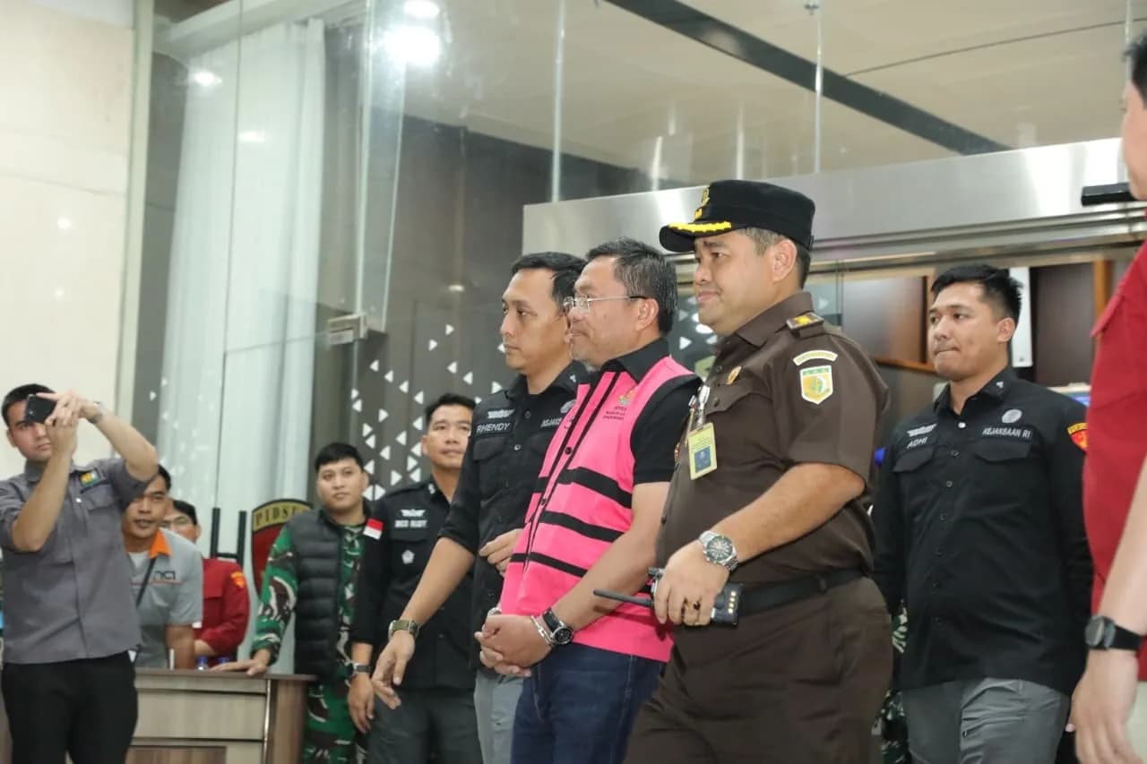 Sony Sebut Lebih dari 30 Orang Diduga Nikmati Uang Haram MBG, Tokoh Besar Terancam Terseret