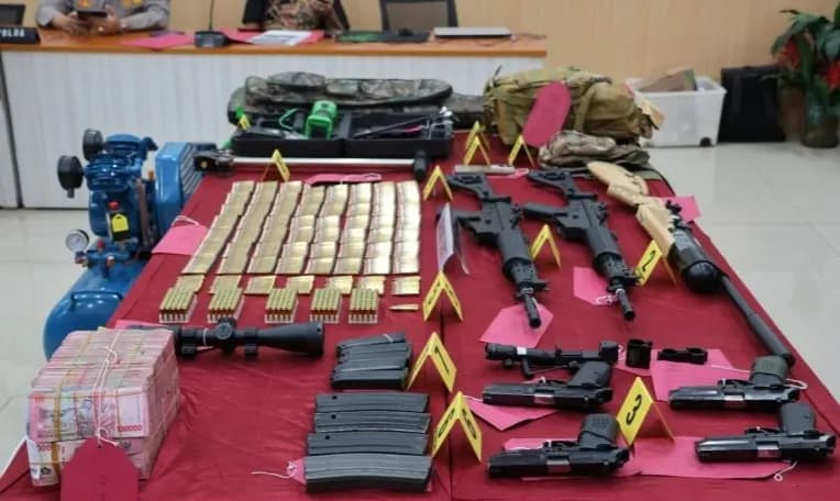 Satgas Damai Cartenz Tangkap Pemasok Senjata KKB, Jaringan Penyelundupan Terus Dibongkar