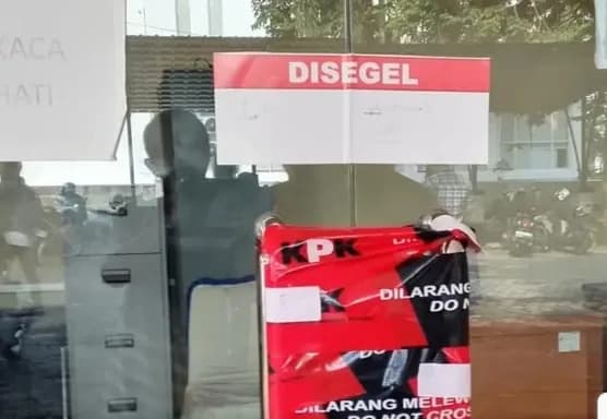OTT Muara Enim: Bupati Edison Ditangkap, KPK Dalami Peran 10 Orang yang Diamankan