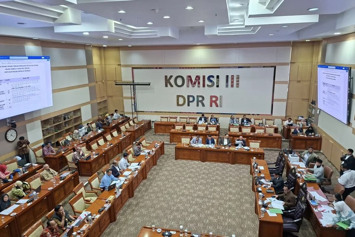 Disepakati Usia Pensiun Polisi Naik, Bintara-Tamtama 59 Tahun, Perwira 60 Tahun