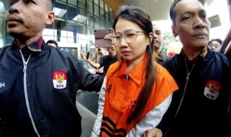 Tersangka Penyuap Bupati Muara Enim Digiring KPK, Pakai Rompi Oranye dan Bungkam