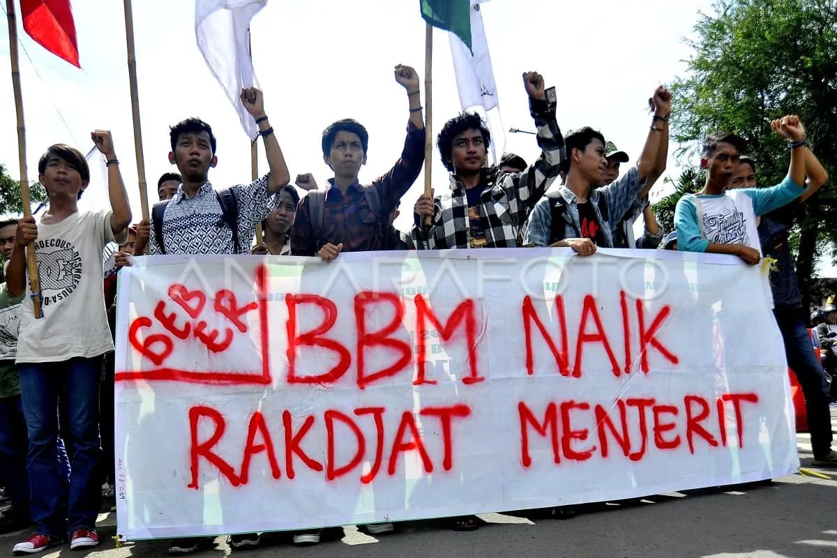 Demo Tolak Kenaikan BBM Berlanjut Sore Ini, HMI Kembali Turun ke Jalan