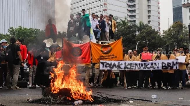 1.500 Mahasiswa UI Kepung Bundaran HI Hari ini, Tolak Kenaikan BBM