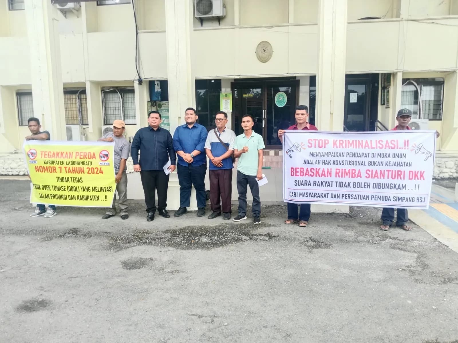 2 Mahasiswa Demo Tolak Truk Bermuatan Berat Berujung Pidana
