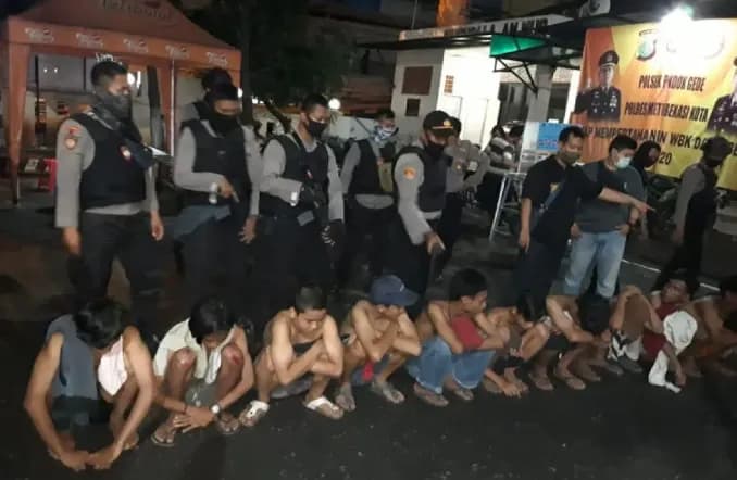 20 Pelajar SMK Digagalkan Hendak Tawuran di Bogor, Kedapatan Bawa Celurit