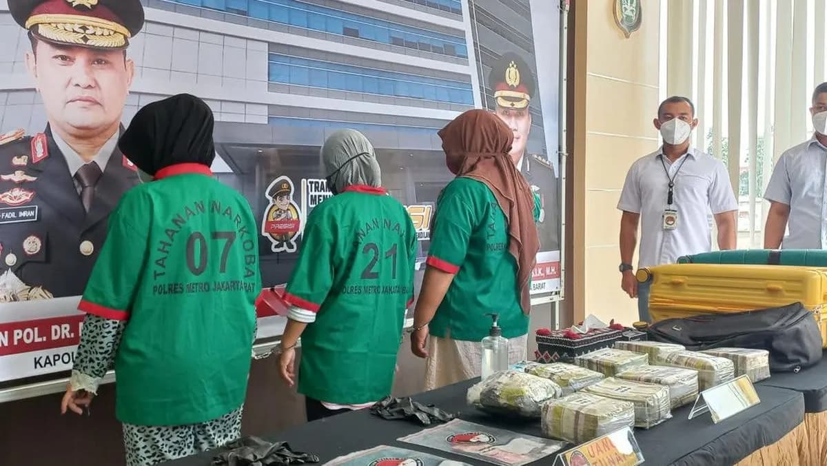 Tiga Wanita Jadi Kurir 9 Kilogram Sabu dan 800 Vape Narkoba, Dijanjikan Upah Rp22 Juta