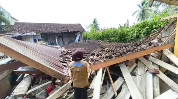Gempa M6,7 Guncang Sulawesi Tengah, Satu Warga Tewas dan Puluhan Terluka