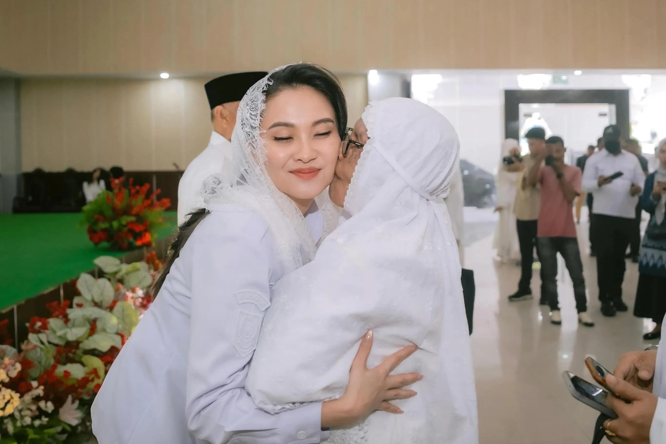 Sherly Tjoanda: Kepulangan Jemaah Haji Malut Bukti Doa dan Penantian Panjang yang Terjawab