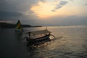 Nelayan Resah Ada Pipa Misterius Diduga Buang Limbah ke Laut Situbondo