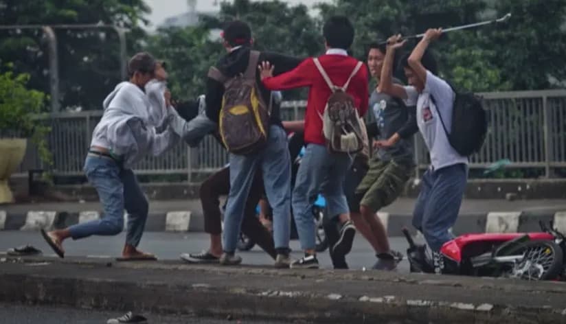 Dua Pemuda Yang Tewas di Selokan Bekasi Dibacok Saat Tawuran, Empat Pelaku Ditangkap