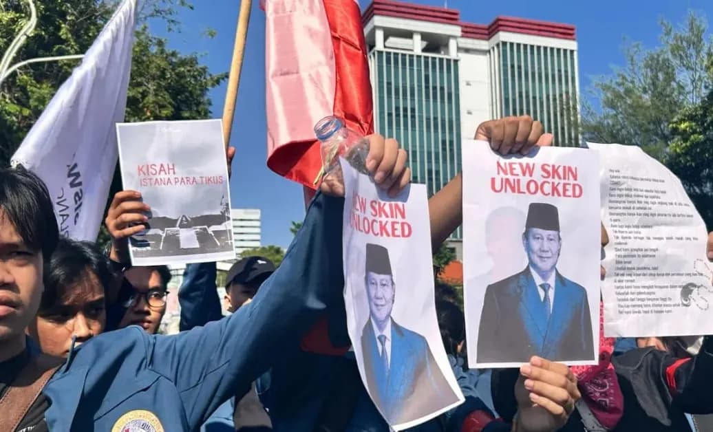 Demo Tolak MBG dan KDMP Memanas, Mahasiswa Bentrok Saling Dorong