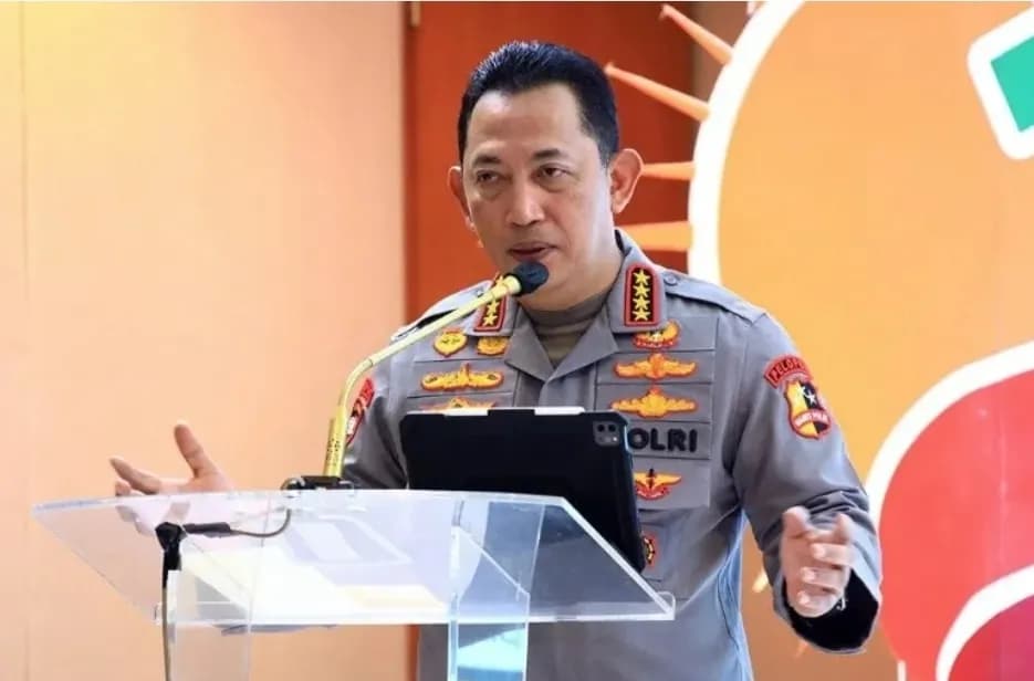 Kapolri Tegaskan Kenaikan Usia Pensiun Polisi Tak Ganggu Regenerasi