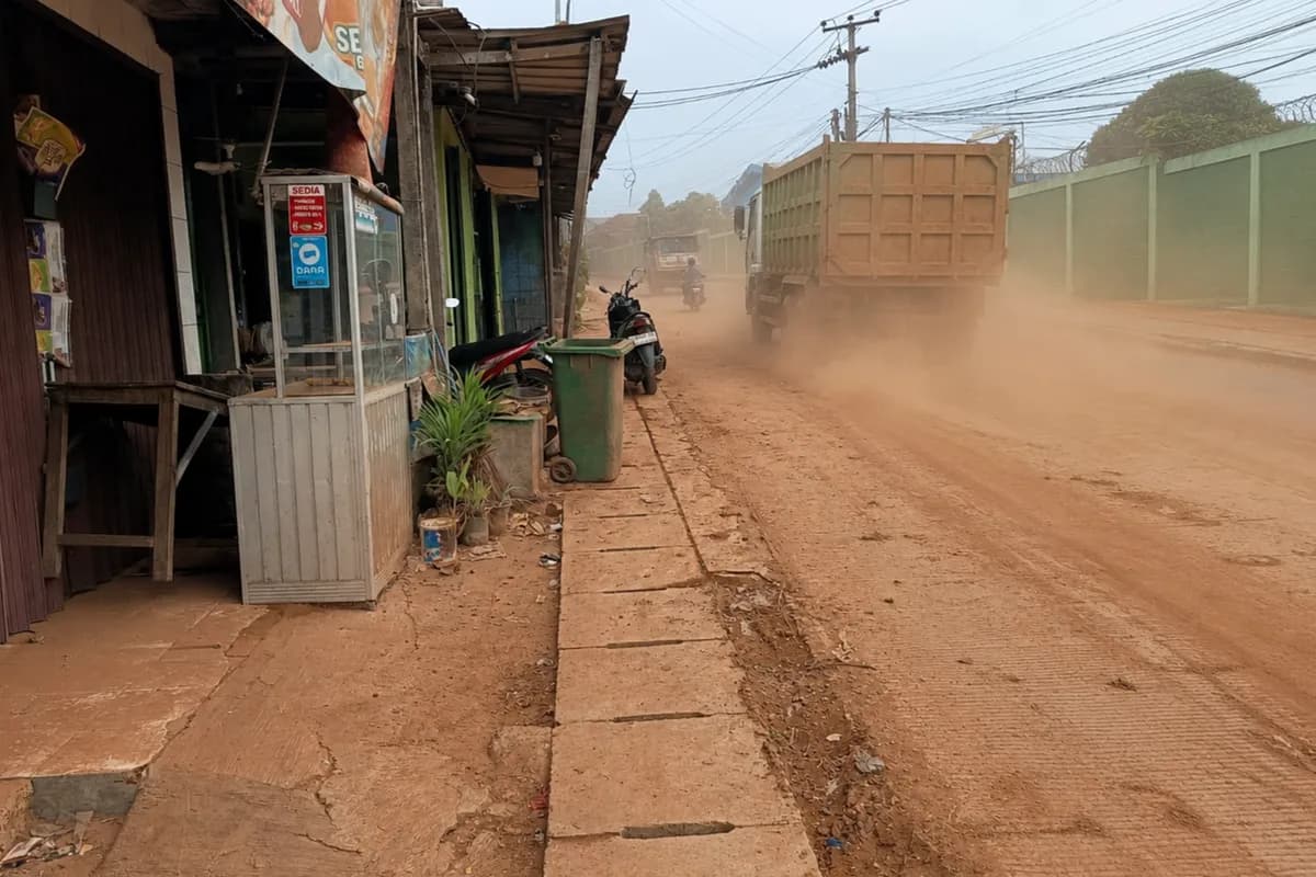 Debu Proyek PSEL Bantargebang Dikeluhkan Warga, Picu Batuk hingga Sesak Napas