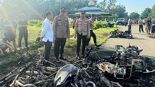 Bentrok Sengketa Lahan di Sergai Memanas, Puluhan Motor dan Truk PT Bridgestone Dibakar