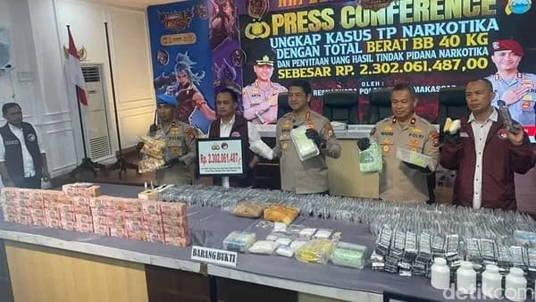 Polrestabes Makassar Bongkar Jaringan Sabu 40 Kg, Uang Rp 2,3 Miliar Disita