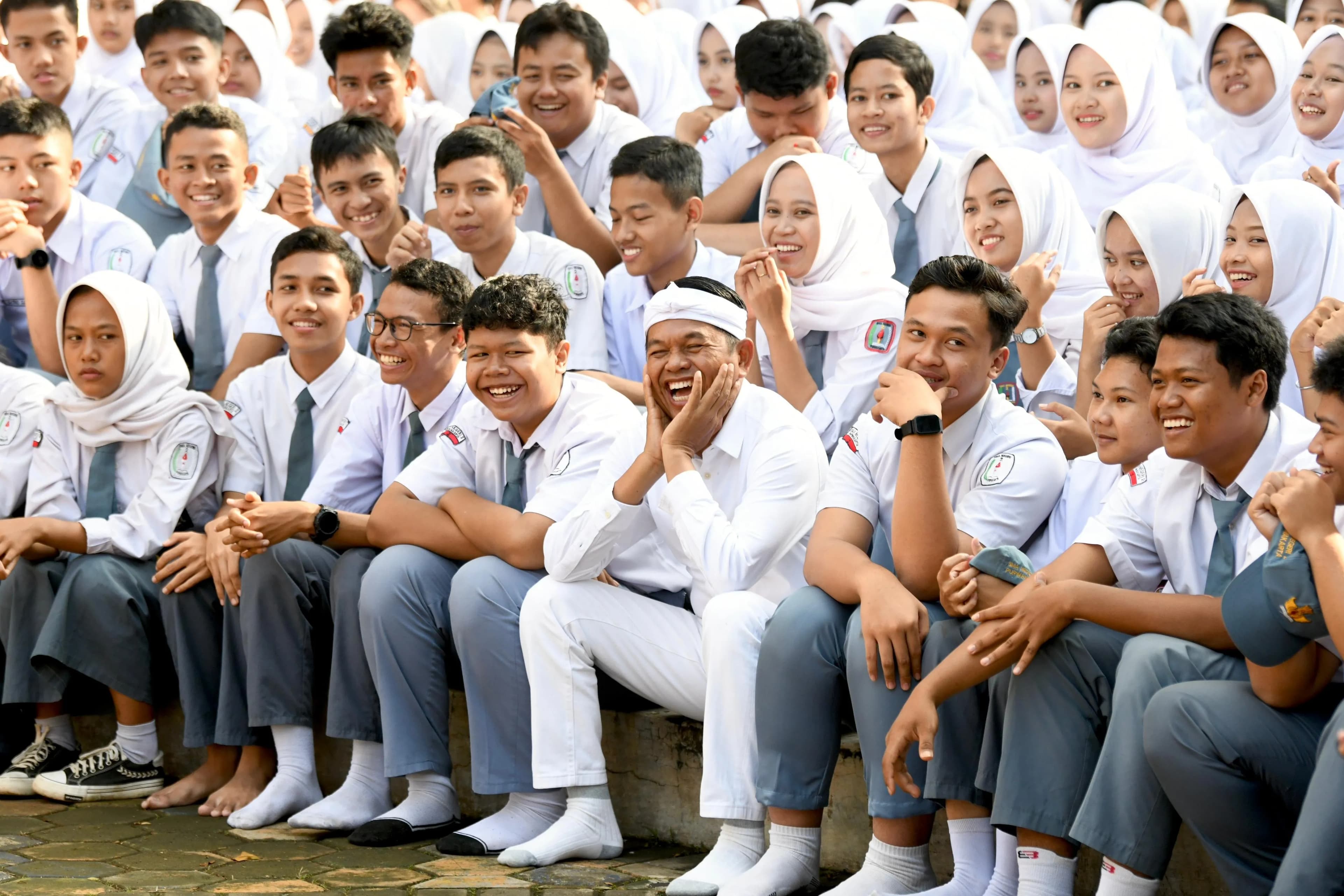 Beasiswa ke Inggris, 10 Siswa Terbaik Sekolah Maung Kuliah di University of Nottingham