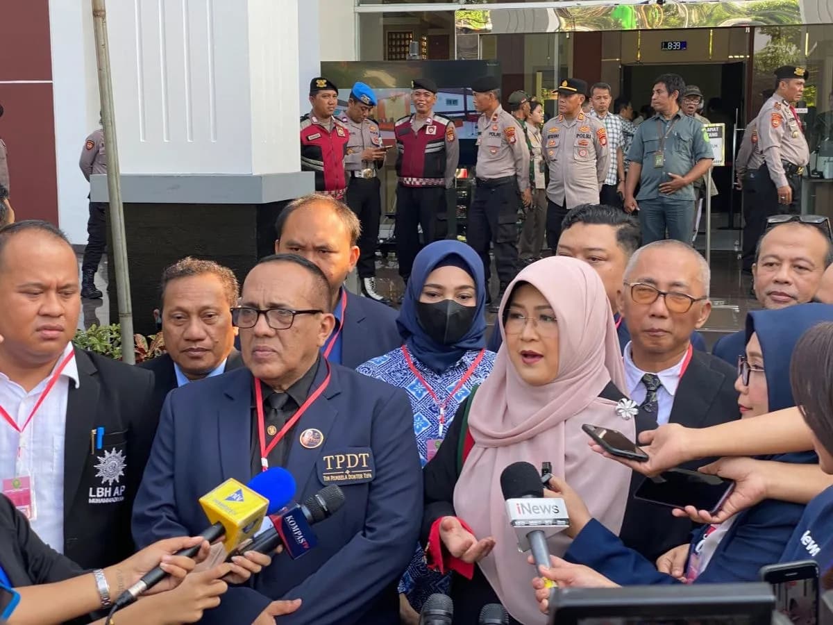 Jaksa Tegaskan Tuduhan Ijazah Palsu Dokter Tifa Cemarkan Nama Baik Jokowi