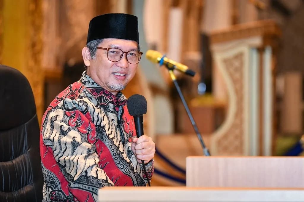 Almuzzammil Yusuf Dukung Perpres Pertahanan Negara, Soroti Kampanye LGBTQ sebagai Ancaman