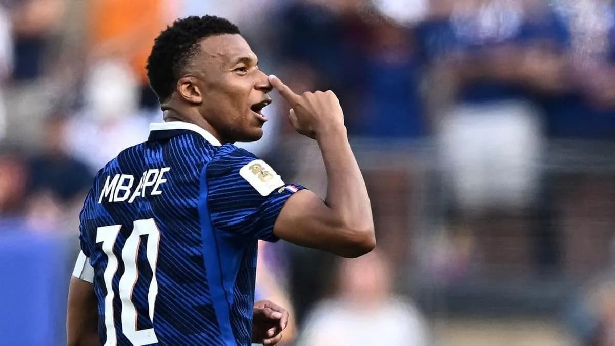 Mbappé Diserang Komentar Rasis Senator Paraguay, Prancis Bereaksi Keras