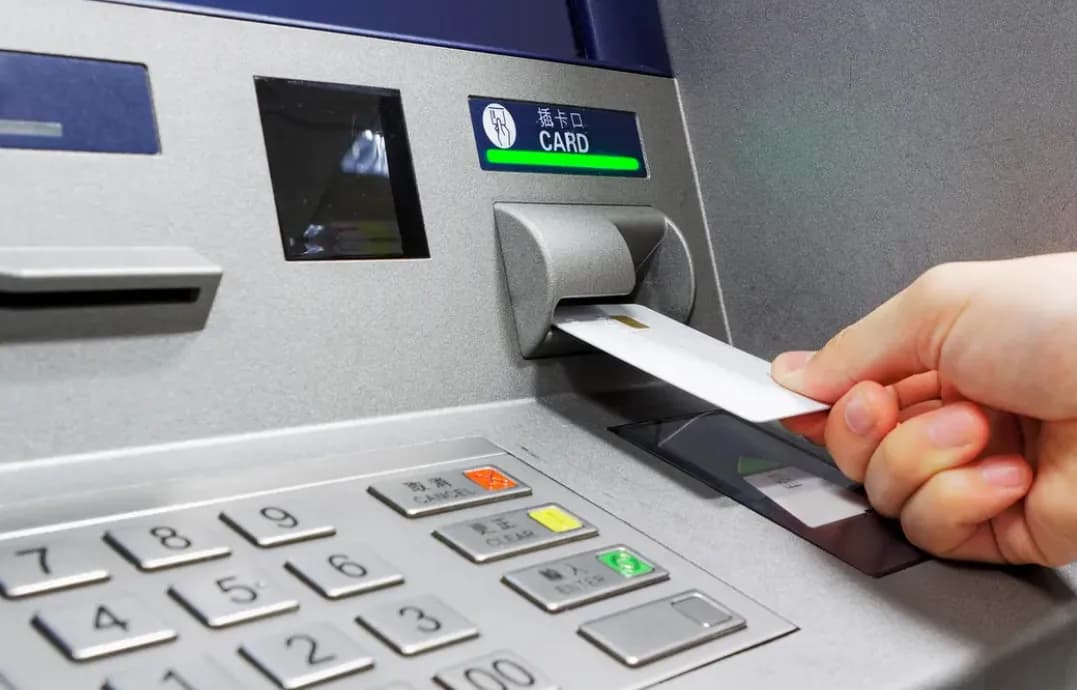 Ancaman AI Bikin Bank Waspada, ATM hingga M-Banking Berpotensi Ditutup