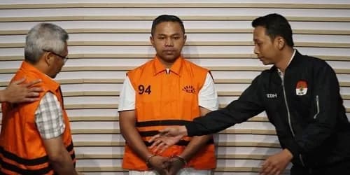 Gubernur Riau Nonaktif Dituntut 8,5 Tahun Penjara dalam Kasus Dugaan 'Jatah Preman'