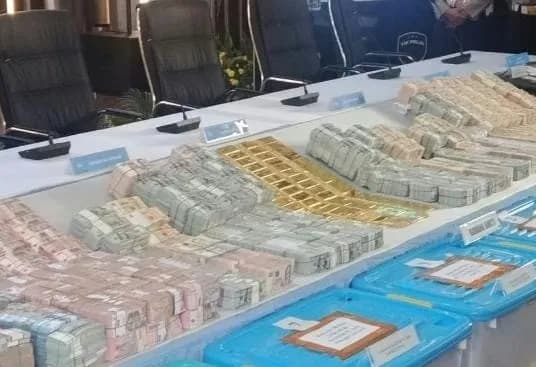 Jelang Kompres Polisi Pamerkan Hasil Geledah Tiga Kasus Korupsi!